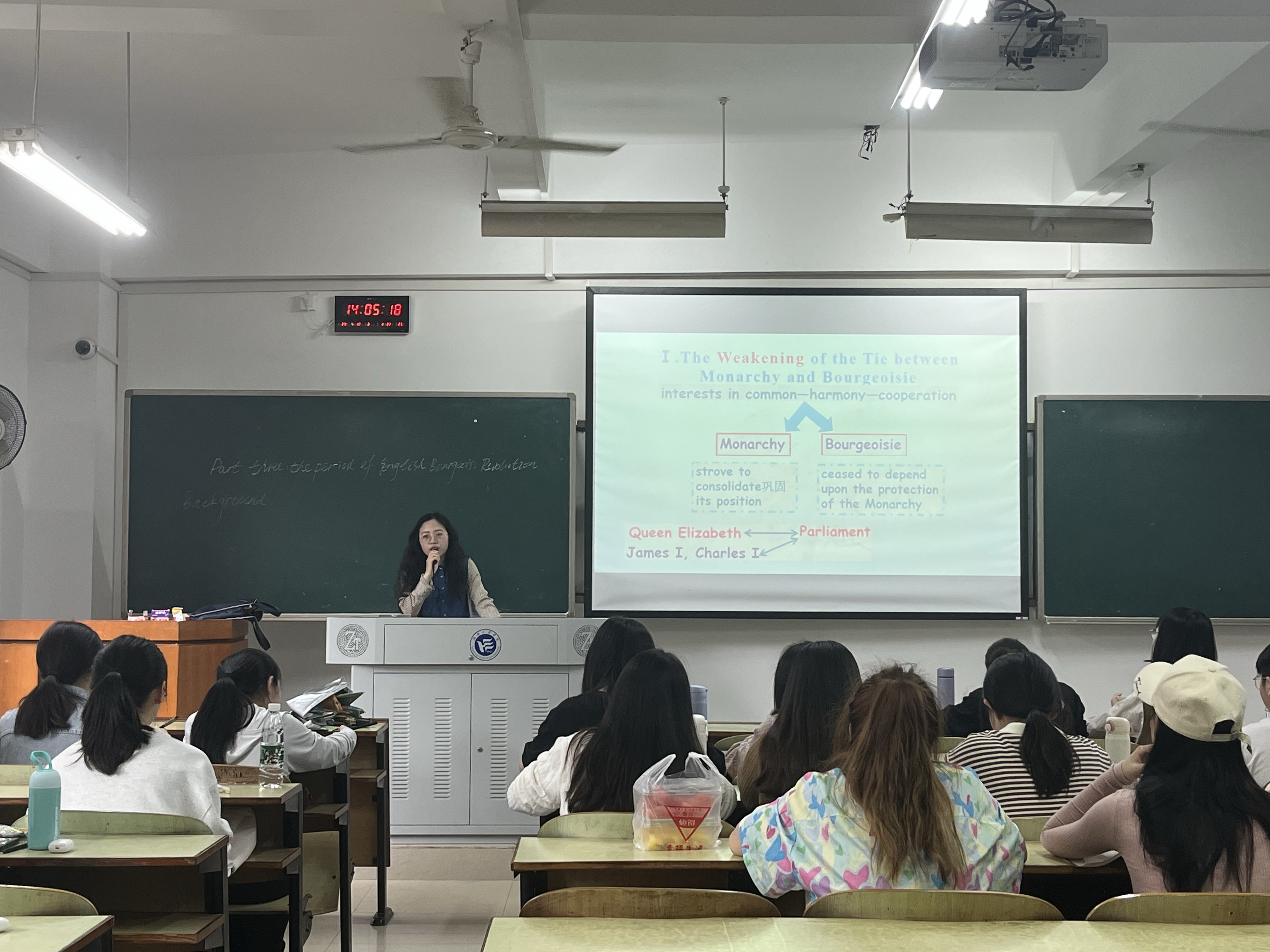 英语系举行教学公开课-外国语学院